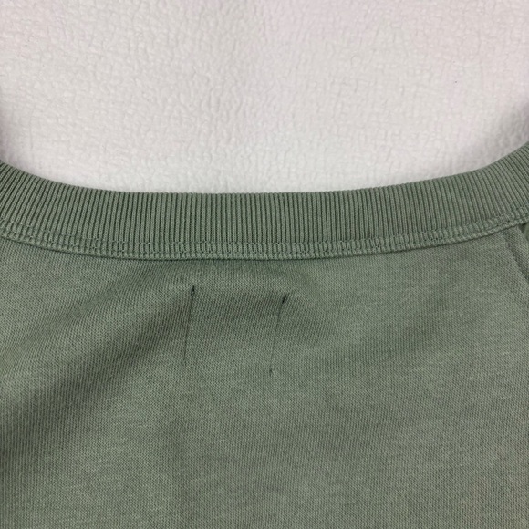 Gap Sage Green Soft Eyelet Crew Neck 
Long Sleeve Crop Sweatshirt Size L Petite - Picture 8 of 12